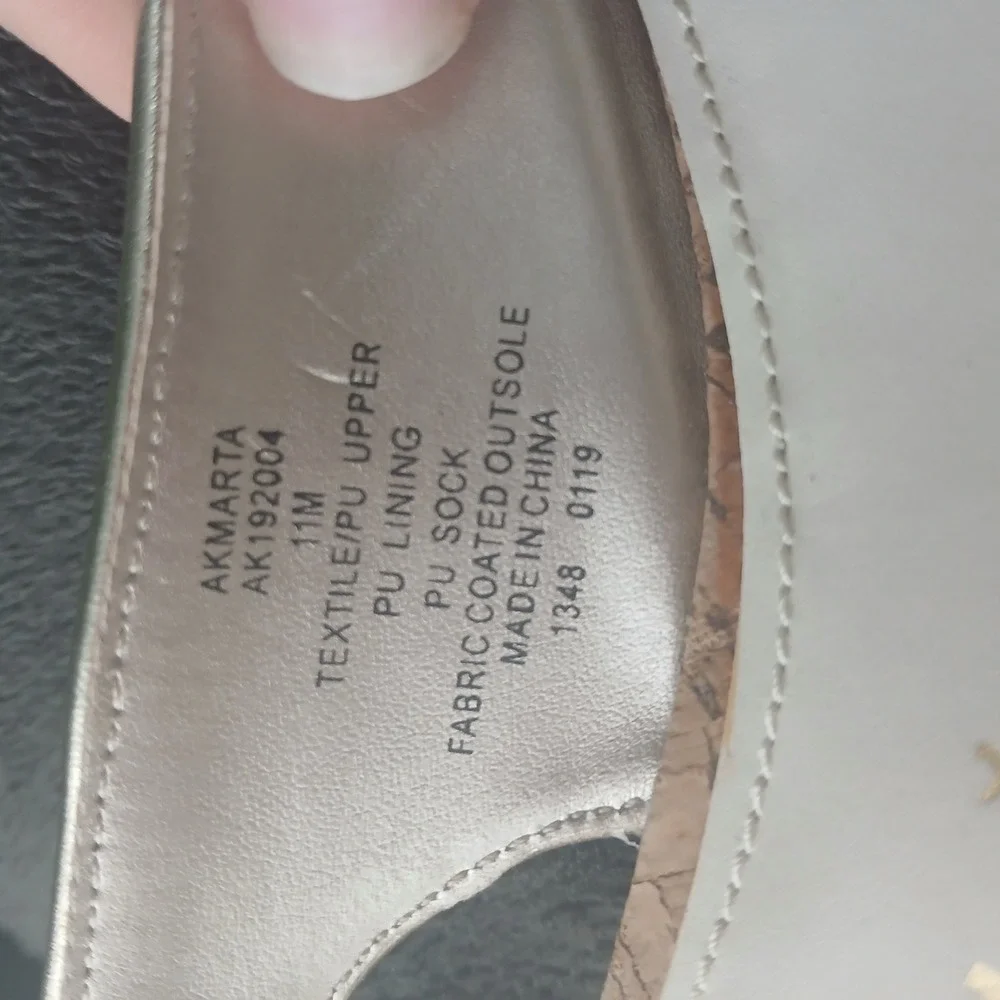 Anne Klein Akmarta Multi Color Chevron Slingback‎ Wedge Shoes AK192004 Size 11M
